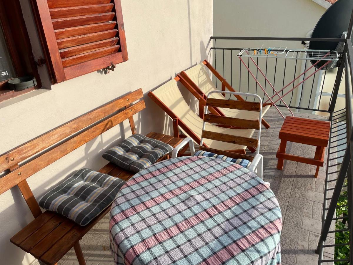Apartmani Ivana Tivat Exteriör bild