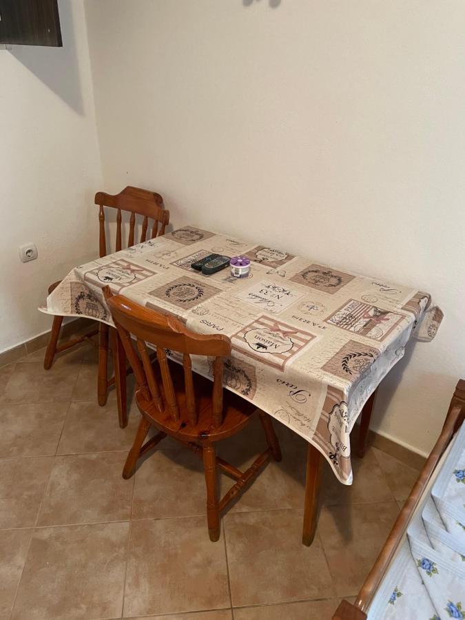 Apartmani Ivana Tivat Exteriör bild