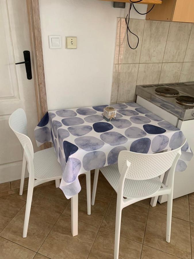 Apartmani Ivana Tivat Exteriör bild