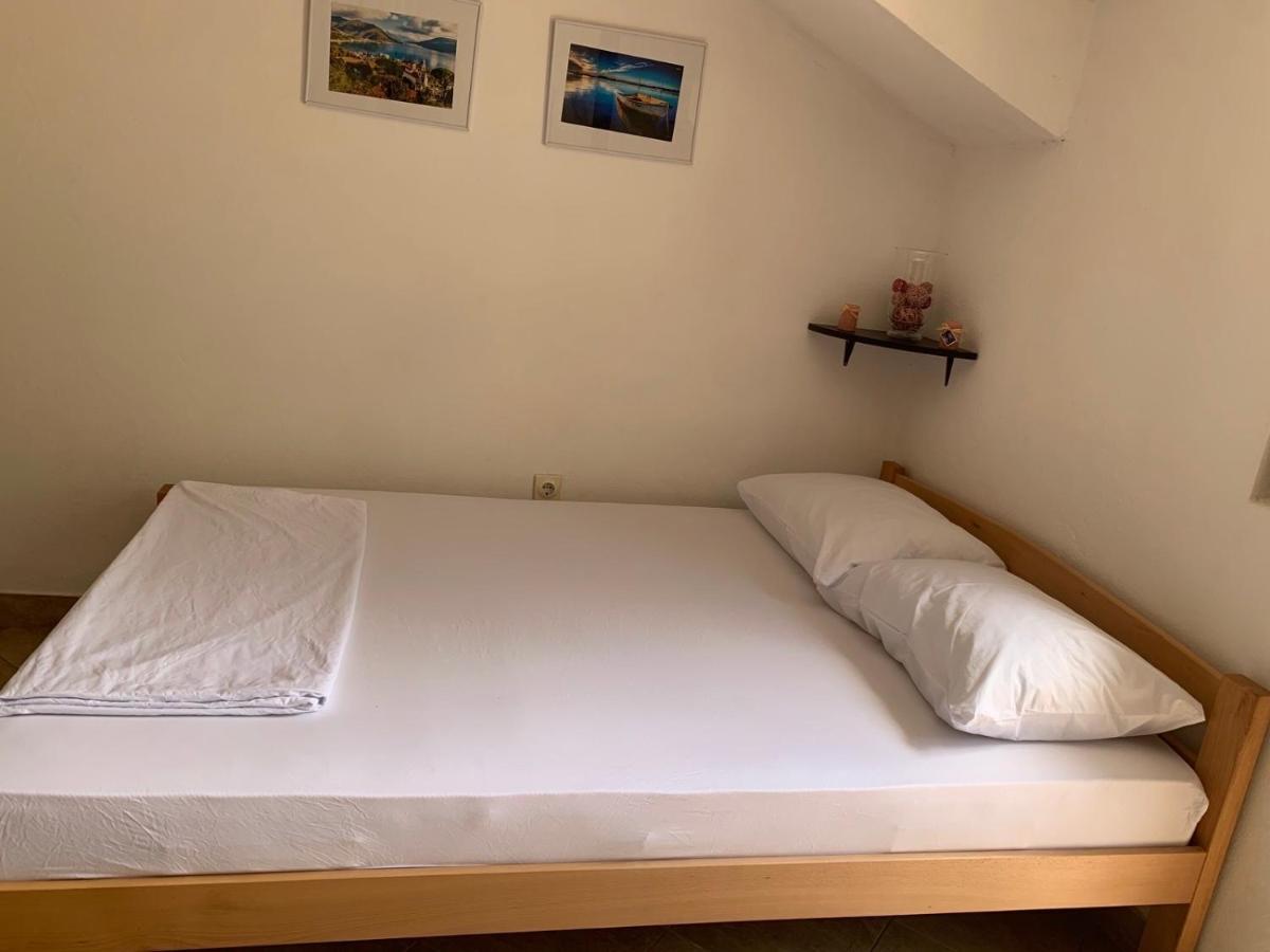 Apartmani Ivana Tivat Exteriör bild