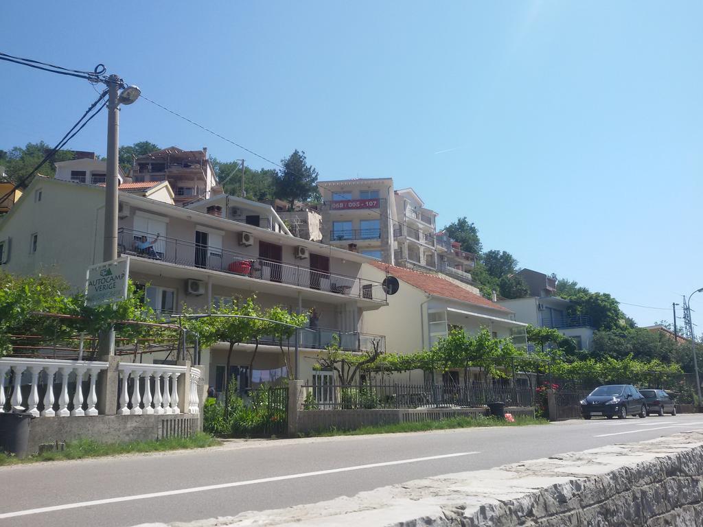 Apartmani Ivana Tivat Exteriör bild