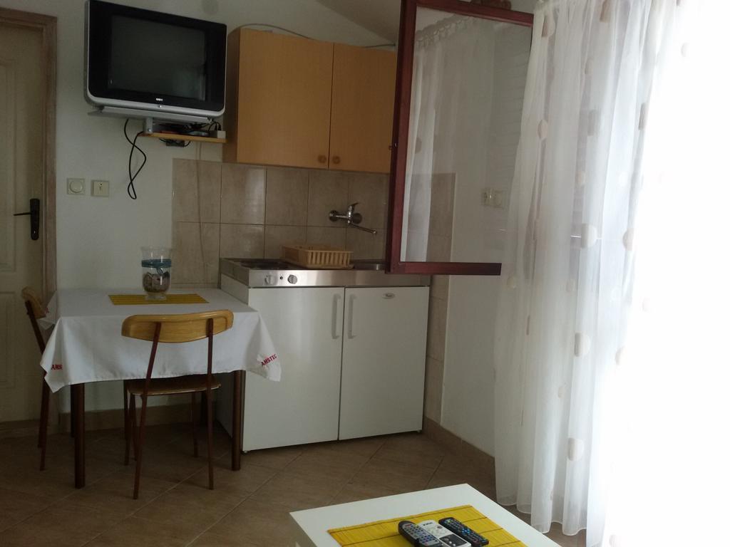 Apartmani Ivana Tivat Exteriör bild